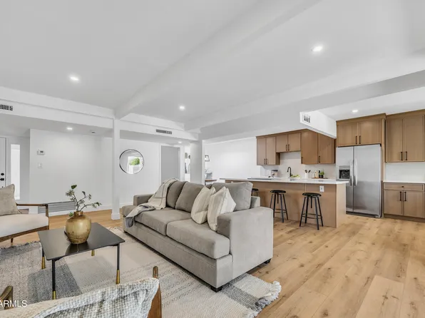 6233 E PINCHOT Avenue, Scottsdale, AZ 85251