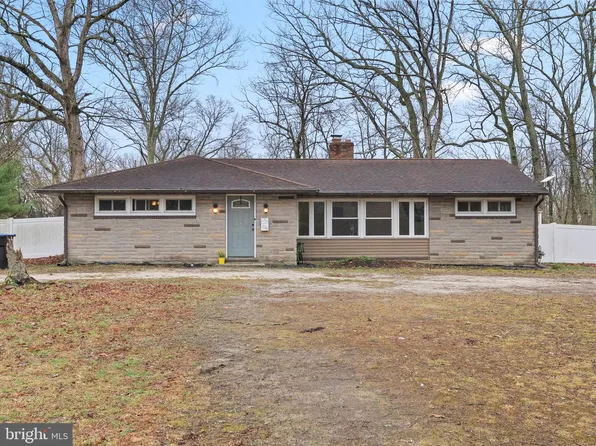 2246 Auburn Ave, Atco, NJ 08004