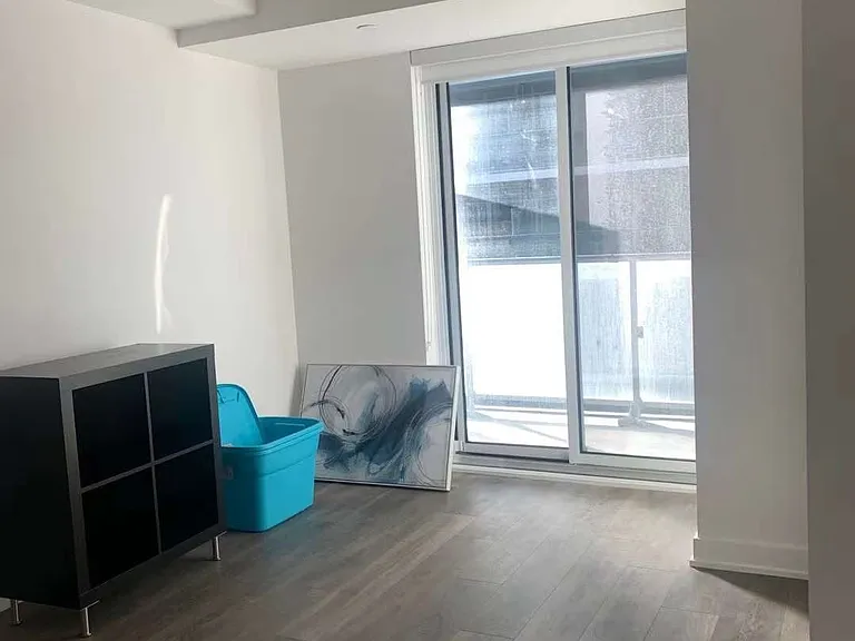 195 Redpath Ave #1116 — Photo 3