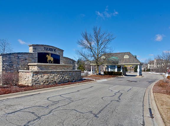 2nd image of 28831 N Spyglass Cir
