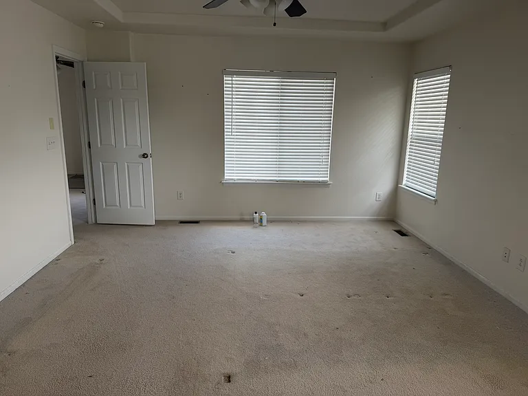 5556 Abbeywood Cir — Photo 13