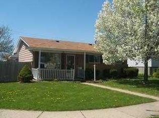1348 Berkshire St, Westland, MI 48186