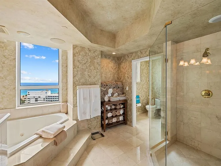 3055 Harbor Dr #1603 — Photo 23