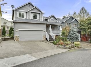 15831 SE Hawk Ct, Portland, OR 97236