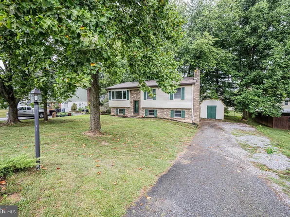 2810 Bachman Ct, Manchester, MD 21102