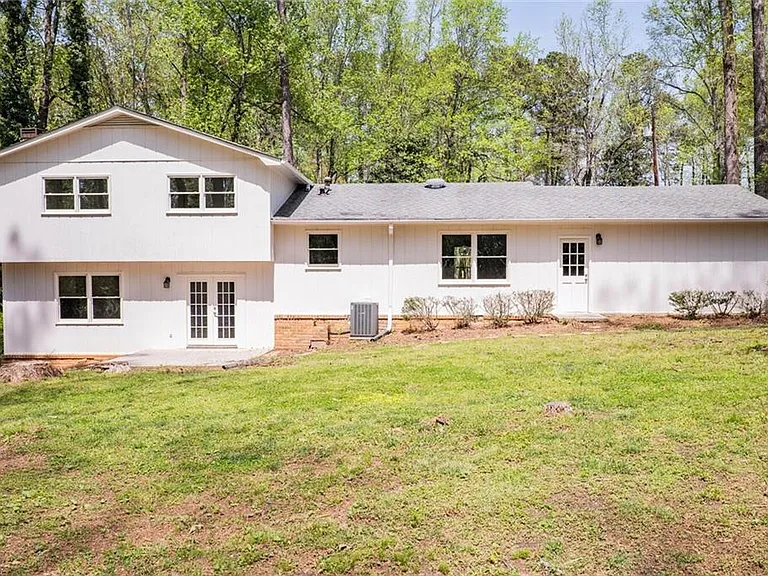 5360 Tall Oak Dr — Photo 15