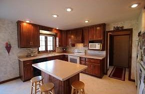 5th image of 1626 W Crusade Ln