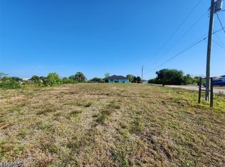 2210 NE 22nd Ave, Cape Coral, FL 33909