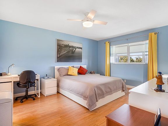 5th image of 4299 NW 16th Street #203