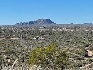 3rd image of 174XXX E Cavedale Drive #-