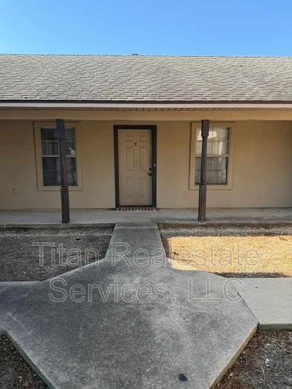 1 bed, 1.0 bath, 800 sqft, $675 — Photo 1