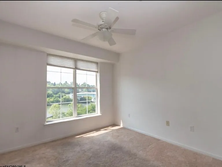 1117 University Ave #305 — Photo 7