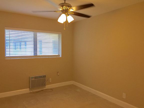 5th image of 2255 NE 51st St APT B3