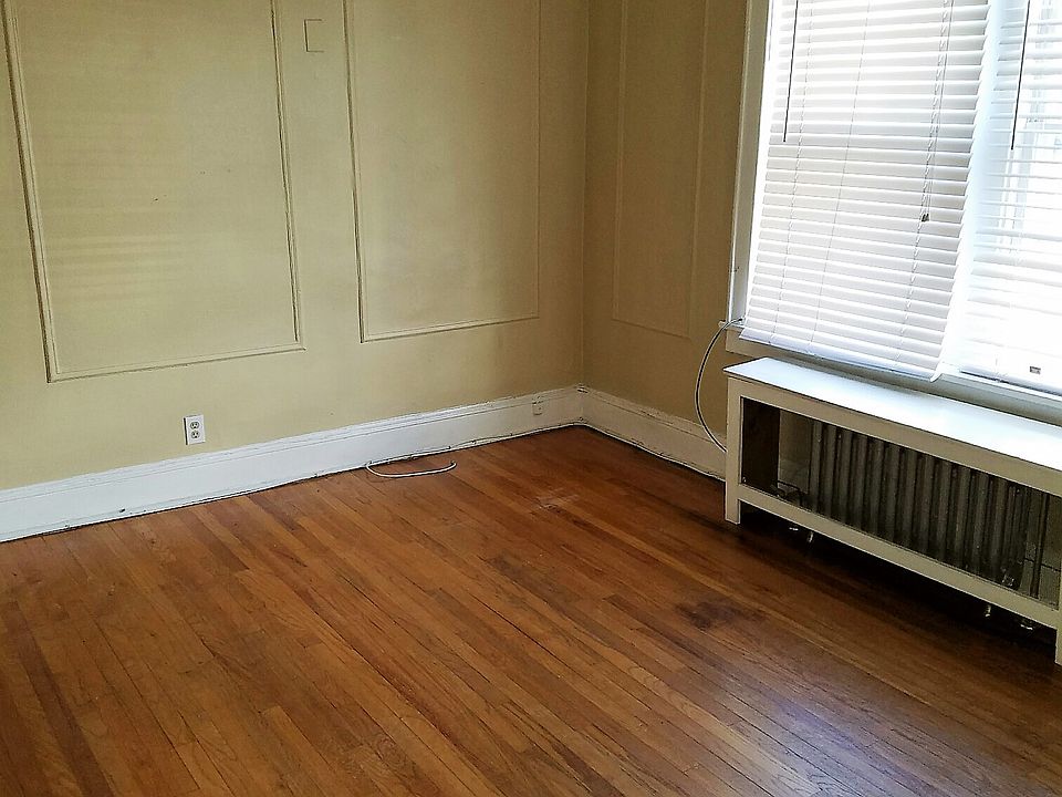 1st image of 385 Morris St APT 25