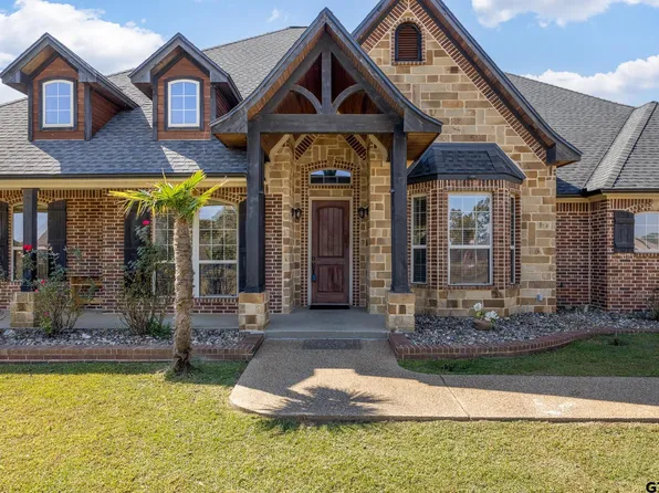 21922 Oak Leaf Ln, Bullard, TX 75757