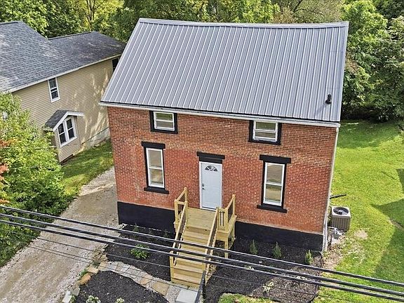 2nd image of 719 W Main St