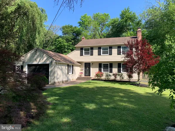 285 Sawmill Rd, Cherry Hill, NJ 08034