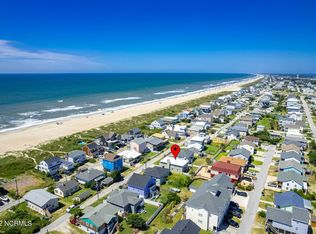 111 W Caswell St, Atlantic Beach, NC 28512