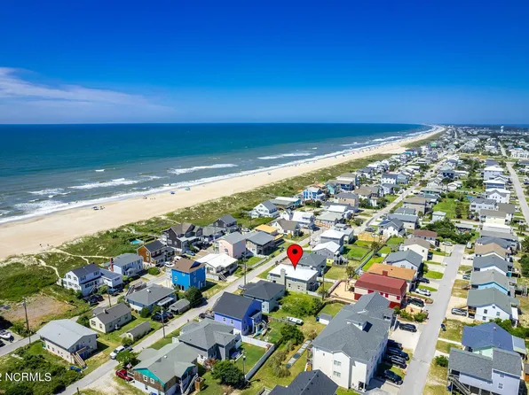 111 W Caswell St, Atlantic Beach, NC 28512