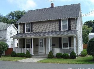 57 Fairfield Pl, Fairfield, CT 06824