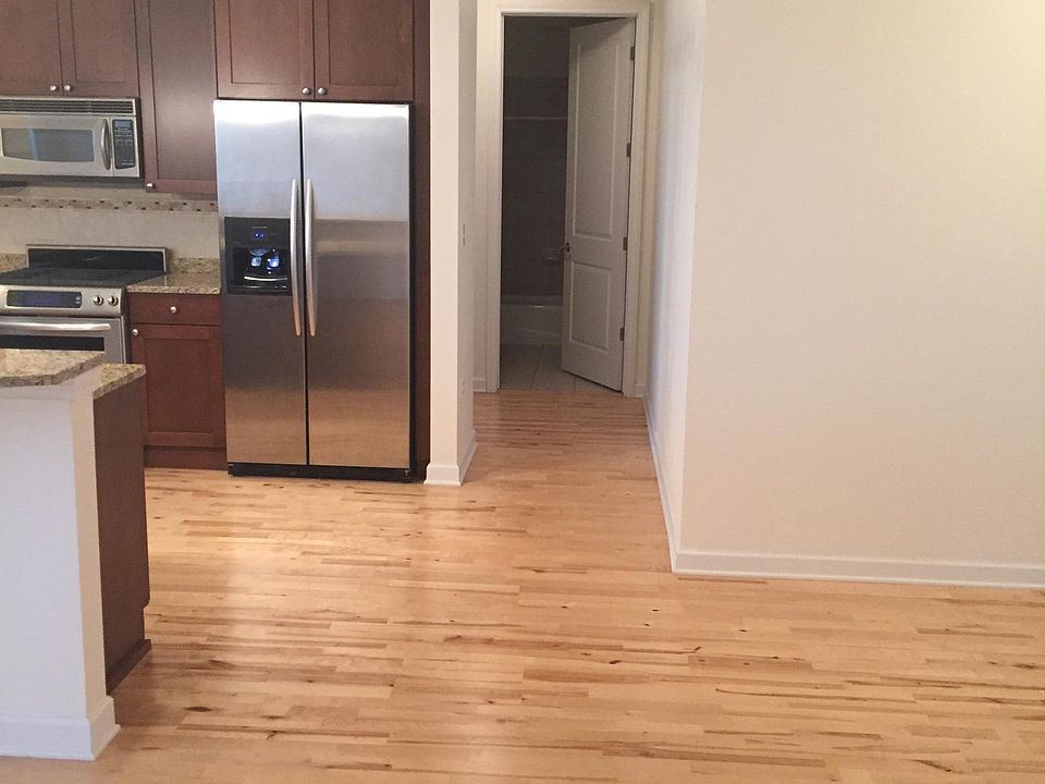 2nd image of 50 N Plum Grove Rd Unit 407E