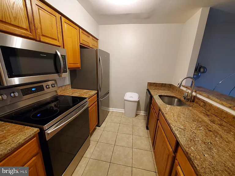 8036 Pantano Pl — Photo 9