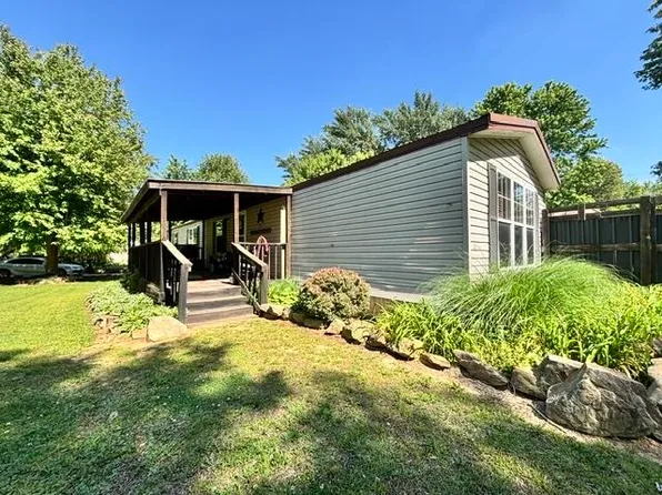 75 Stringer Rd, Sacramento, KY 42372