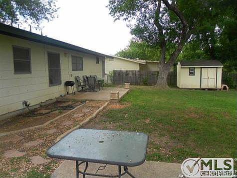 2nd image of 214 E Crestline Dr