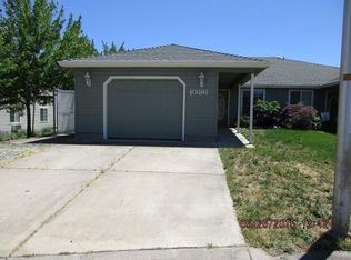 1086 Cherry St, Central Pt, OR 97502