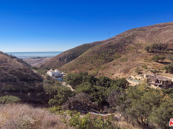 4th image of 4326 Escondido Trl