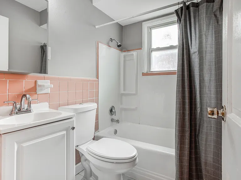 1345 Coolidge Dr — Photo 25