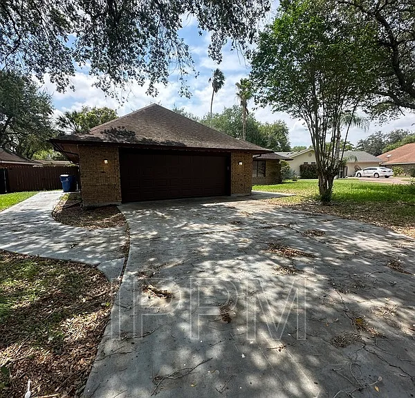 125 El Cielo Cir — Photo 2