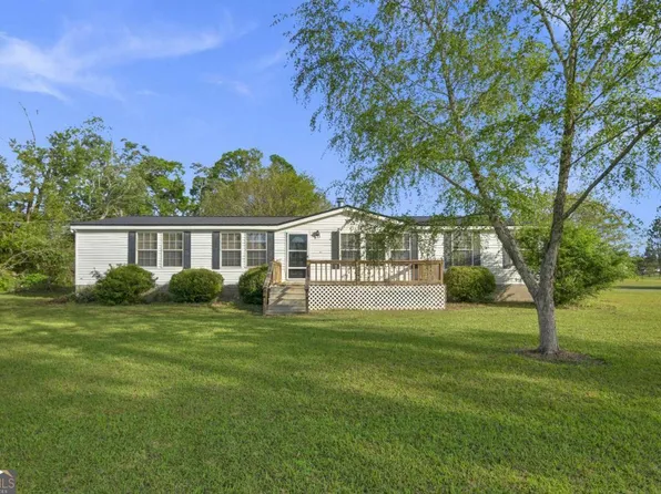 3730 James Loop, Blackshear, GA 31516