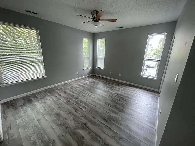 3213 Jade Ct #101 — Photo 8