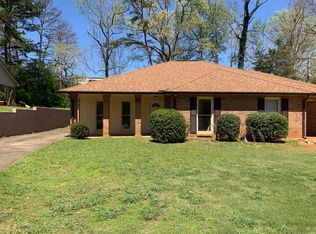 560 Pride Ave, Auburn, AL 36832