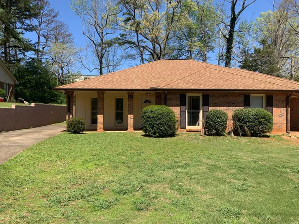 560 Pride Ave, Auburn, AL 36832