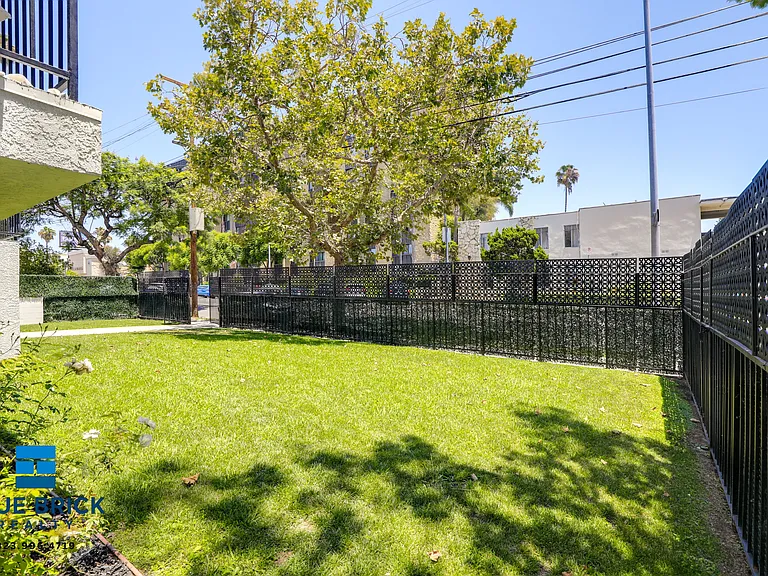 1405 N Normandie Ave #108 — Photo 19