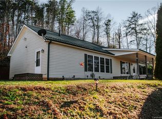 15 Footpath Trl, Leicester, NC 28748
