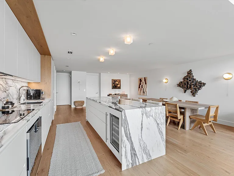 1040 Biscayne Blvd #4002 — Photo 7