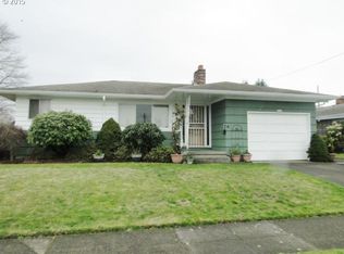 9316 SE Salmon Ct, Portland, OR