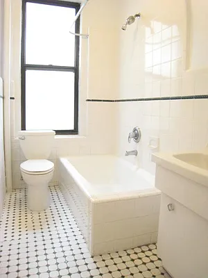 Rented by Cooper & Cooper Real Estate | media 10