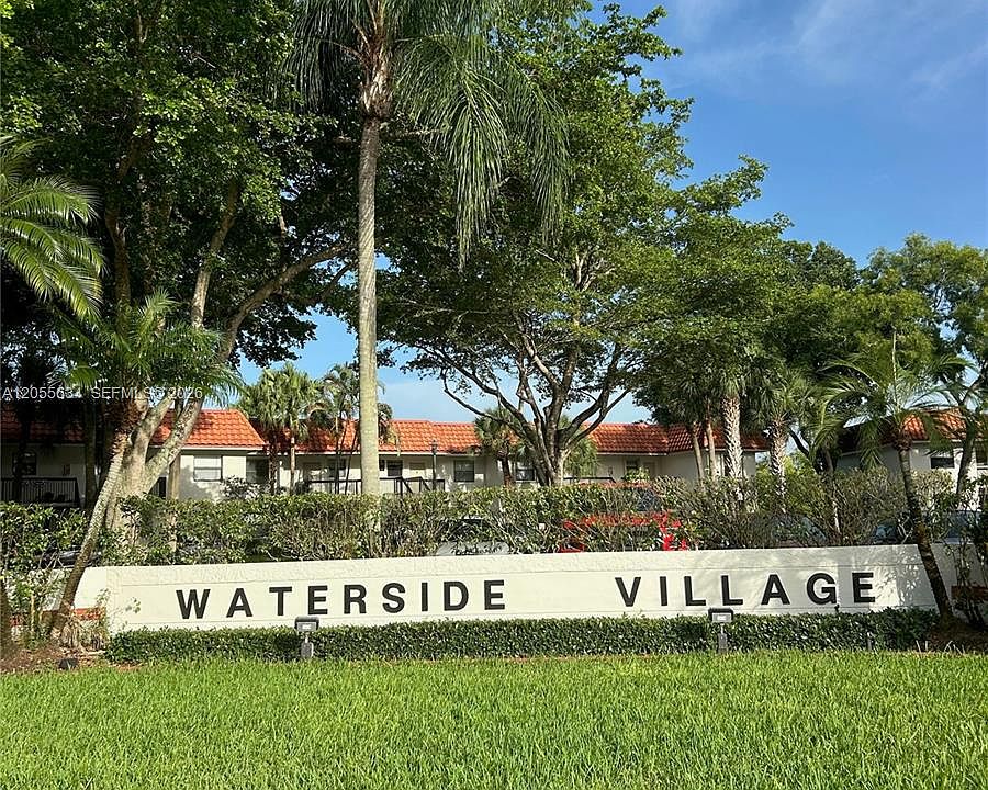 1st image of 15710 E Waterside Cir APT 203