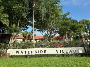 15710 E Waterside Cir APT 203, Fort Lauderdale, FL 33326
