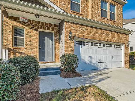 3rd image of 375 Dublin Way