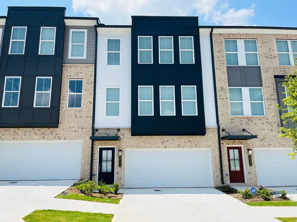 2732 Creek Ter NW, Atlanta, GA 30318