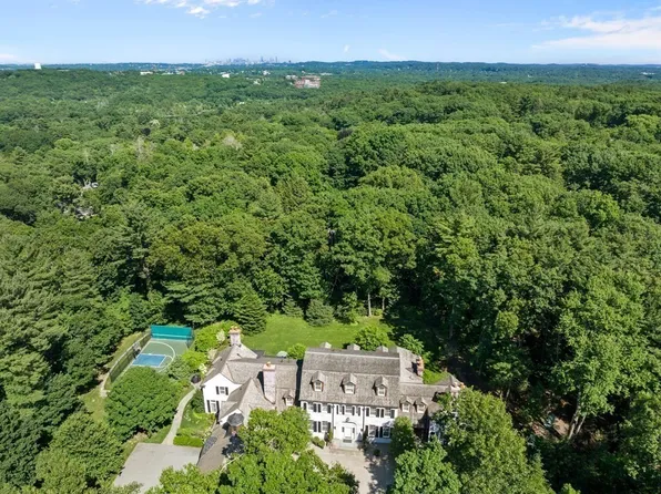 25 Perry Ln, Weston, MA 02493