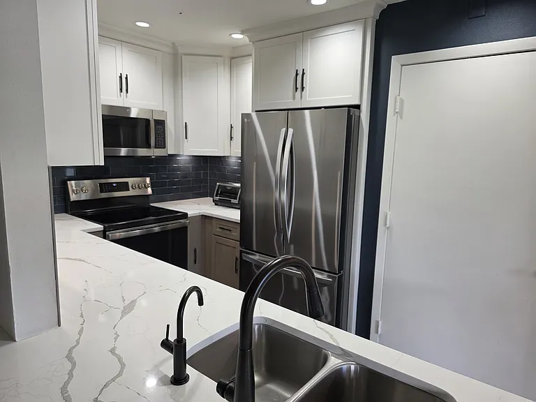507 Plaza Seville Ct #14 — Photo 15
