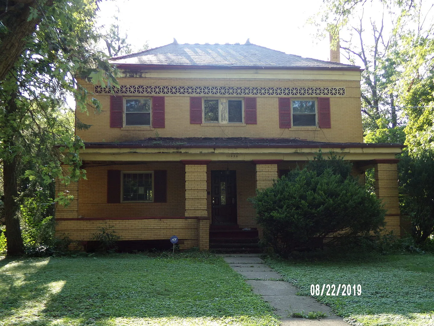 11256 S Lothair Ave photo 1