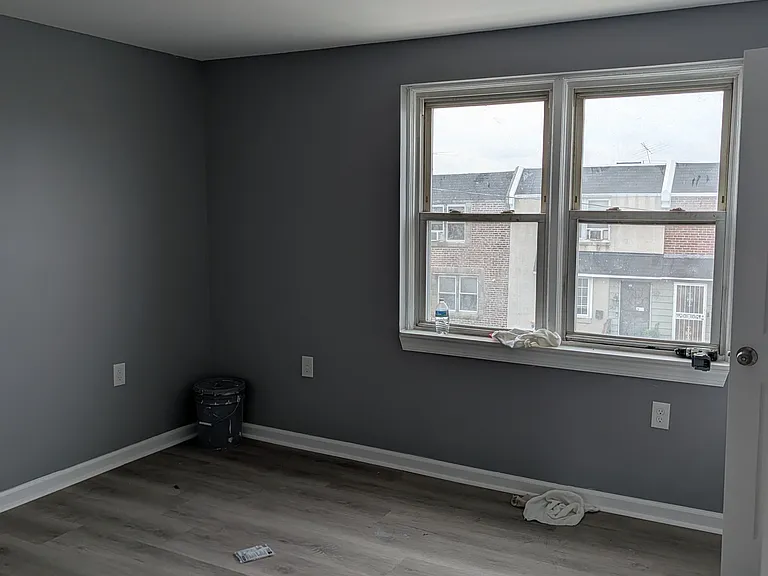 5260 Burton St — Photo 8