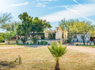 1129 W Middleton Rd, Tucson, AZ 85704